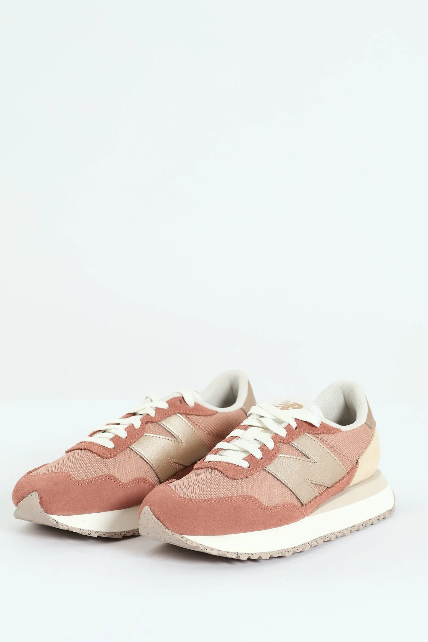 237 Lace Up Sneaker - Rust