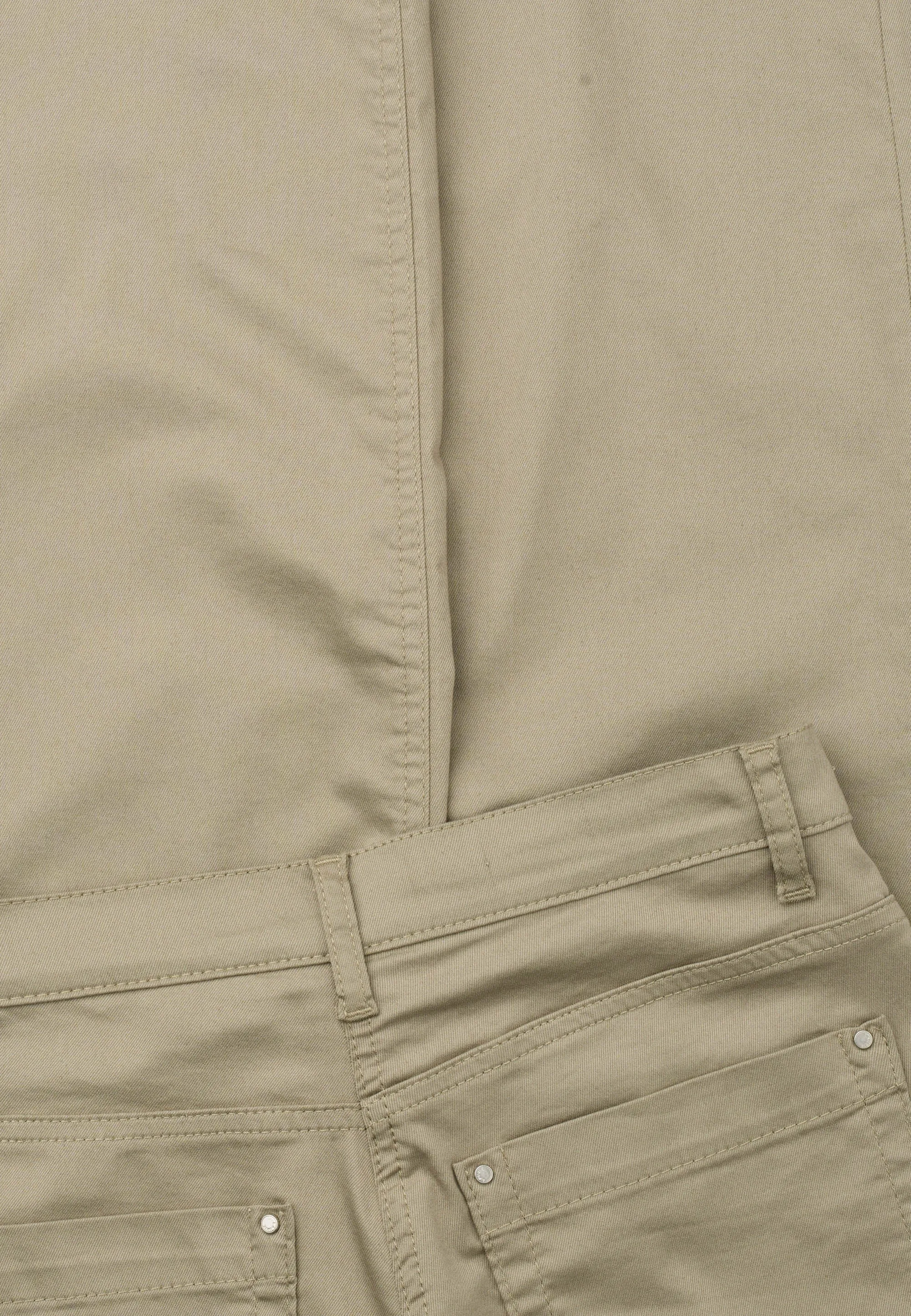 Charlotte Regular - Medium Length - Dark Sand