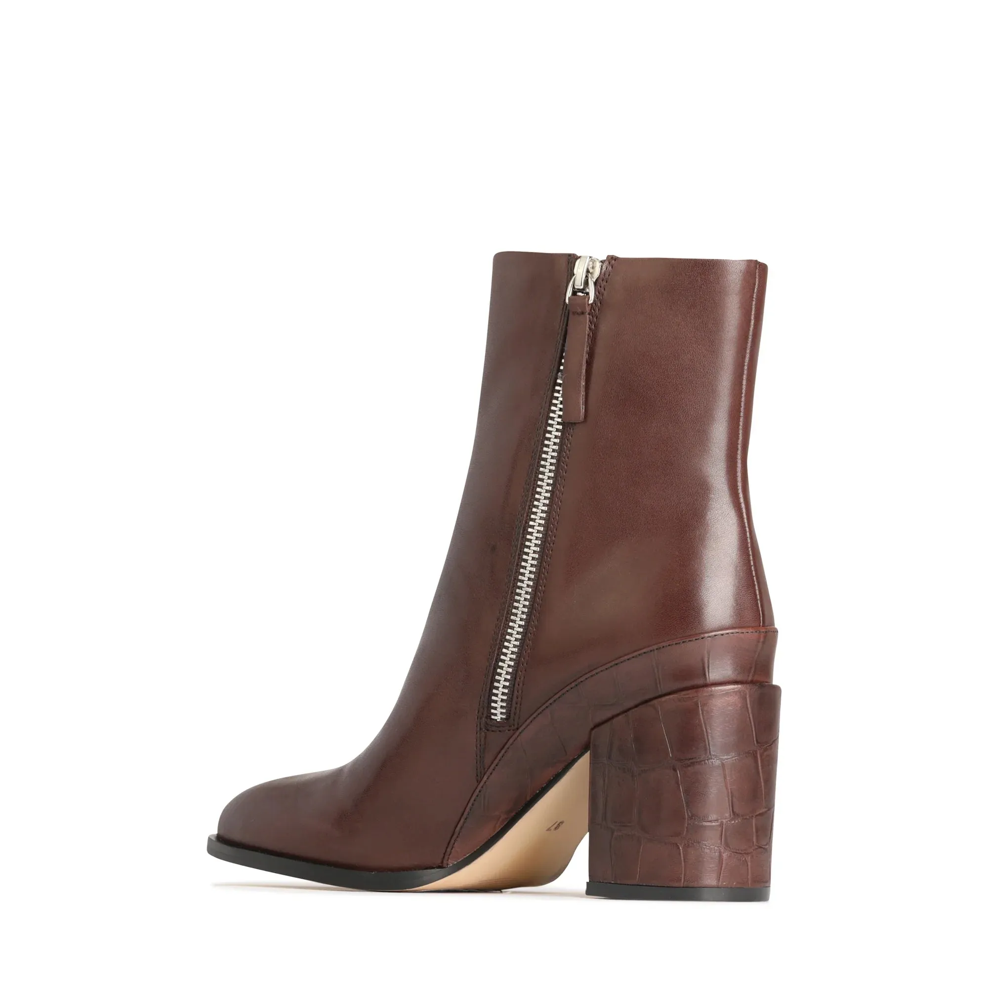 EOS Cash Chestnut Croc