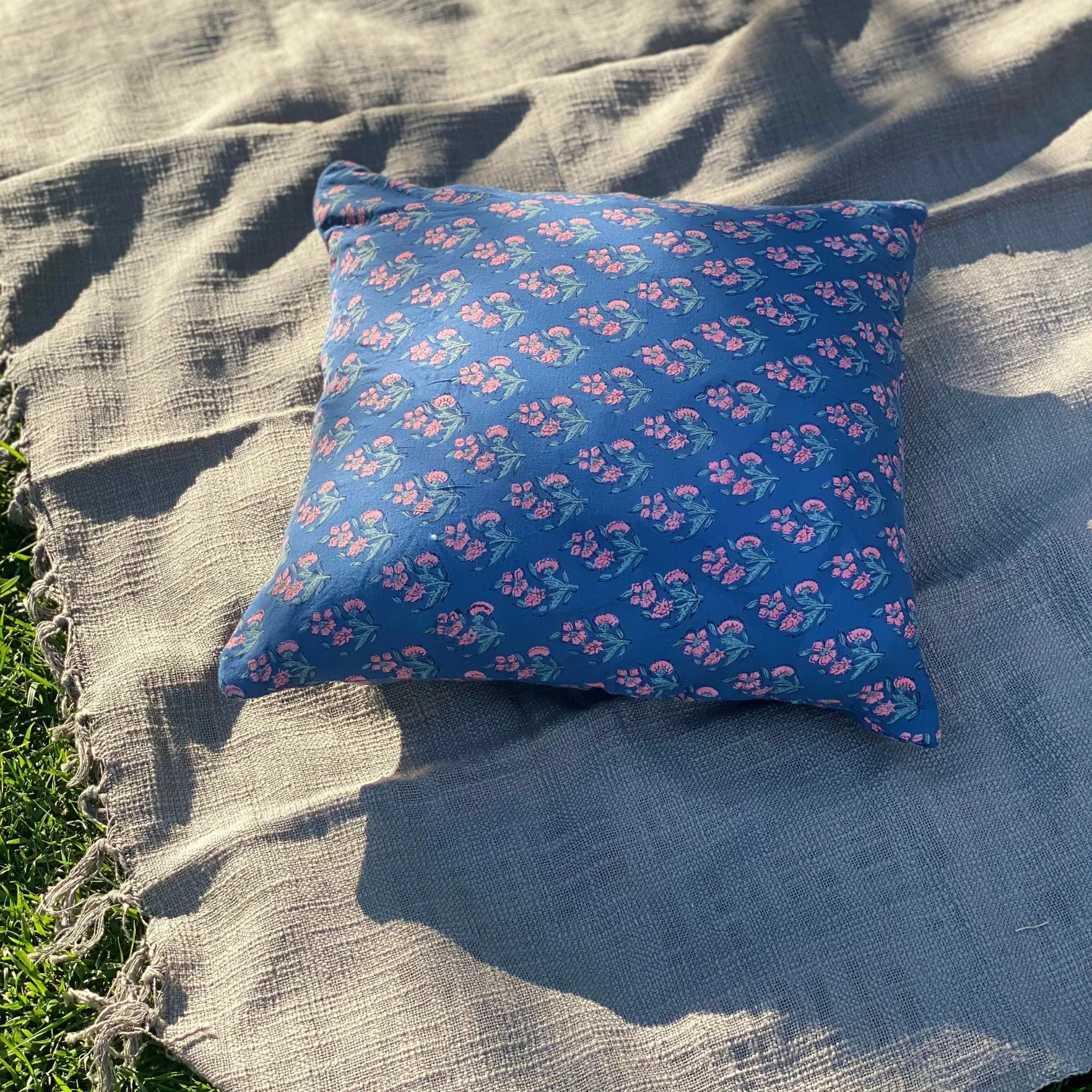 light gray throw blanket for bed, college dorm decor for girls, Indian blanket throw blanket for couch, grandma gift decor, new home gifts